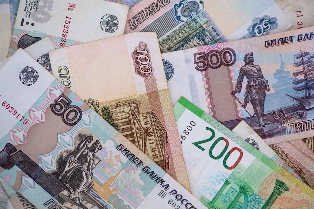 Russland will sich Gaslieferungen an «unfreundliche Staaten» künftig in Rubel bezahlen lassen.