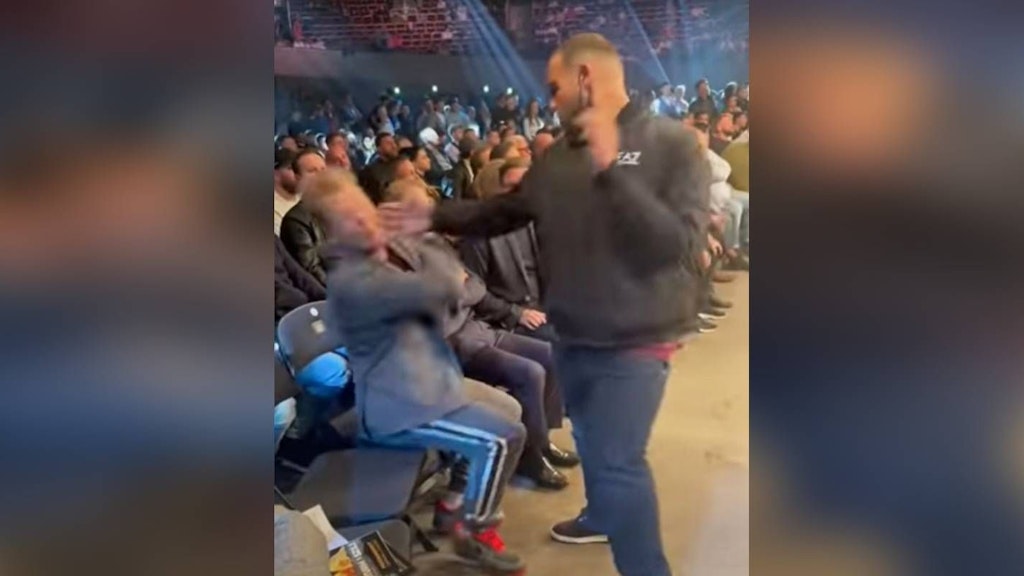TikTok-Star Fat Coemdy gibt Oliver Pocher eine Ohrfeige. Bei Michael Wendler kommt das gut an.