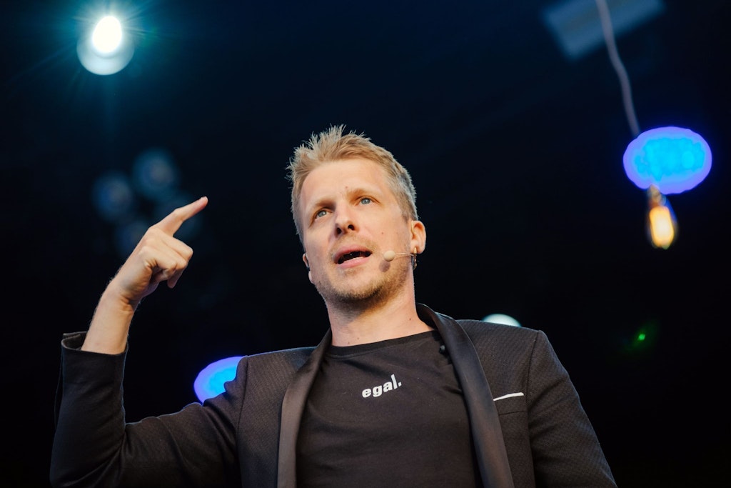 Oliver Pocher wurde öffentlich geohrfeigt und will das nicht auf sich sitzen lassen.