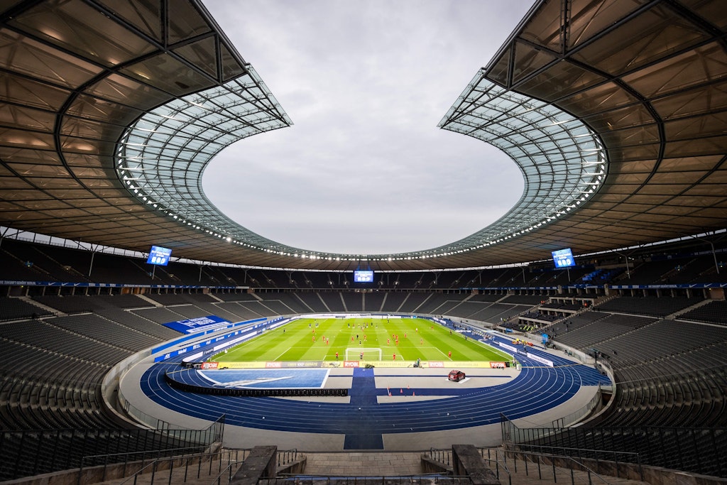 Die vergangenen Liga-Derbys zwischen Hertha und Union im Olympiastadion fanden ohne Fans statt. Nächstes Wochenende wird die Hütte wieder voll sein.