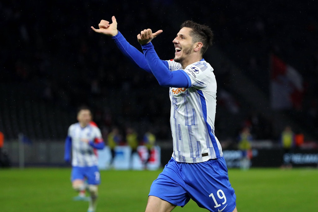 Herthas Stürmer Stevan Jovetic will Sonnabend in Leverkusen wieder über Tore jubeln.