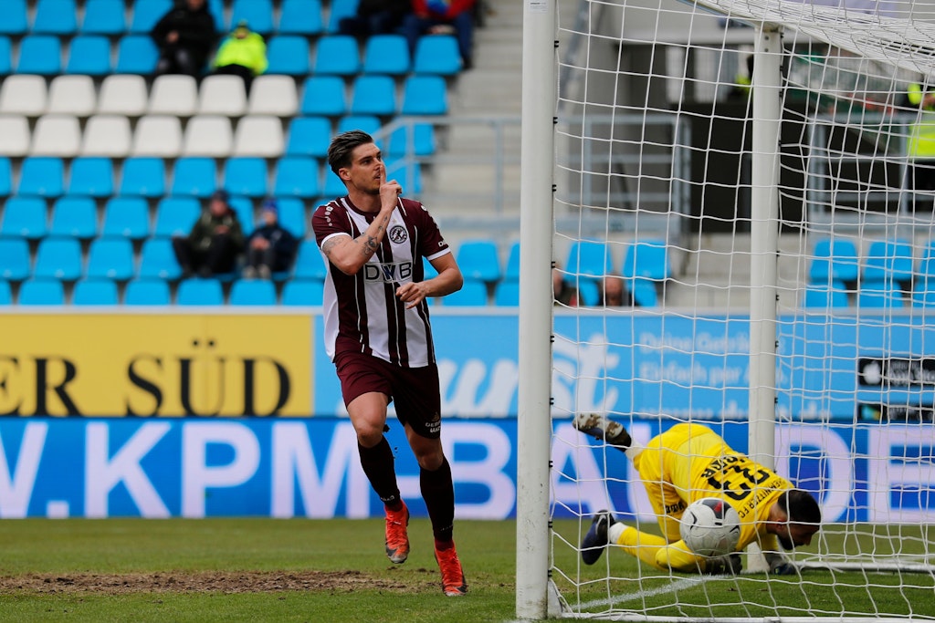 Andor Bolyki brachte den BFC Dynamo mit seinem Treffer zum 1:0 in die Spur. Und die Fans des Chemnitzer FC zum Schweigen.