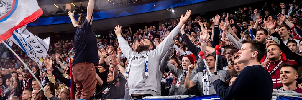 Die Eisbären-Fans sind wieder da - und die Profis bedanken sich bei ihren Fans für ihre Treue in der Corona-Zeit mit einem Song.