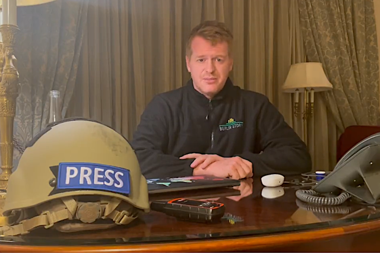 BERLINER KURIER BERLINS EHRLICHE BOULEVARD ZEITUNG visual data 5