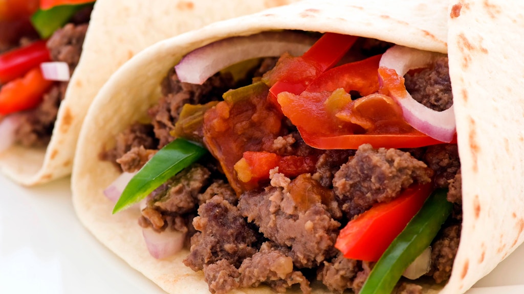 Die leckere Big Mac Rolle ist ein echtes Low-carb-Essen und passt damit wunderbar in jede Diät.