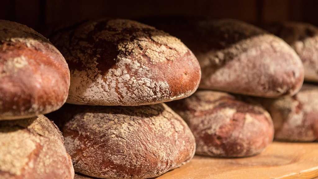 Macht frisches Brot wirklich Bauchschmerzen?