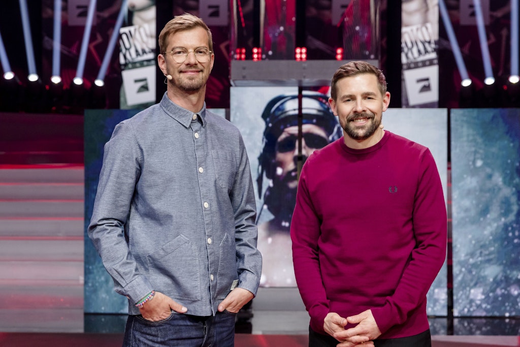 Joko und Klaas nutzten ihre Sendezeit am Mittwoch, um auf den Krieg in der Ukraine aufmerksam zu machen.