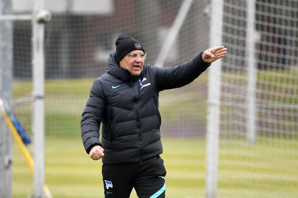 Herthas Trainer Felix Magath will die Spieler Sonntag wieder kämpfen sehen und heizt schon mal ein.