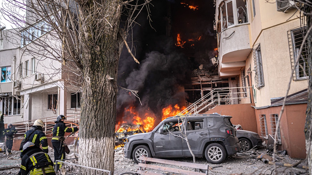 Ein Wohnhaus in Odessa wurde von einer russischen Luft-Boden-Rakete getroffen.