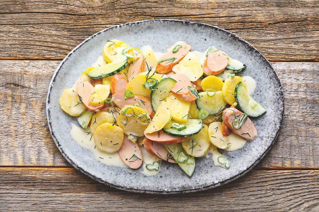 Macht satt und glücklich: Kartoffel-Wiener-Salat