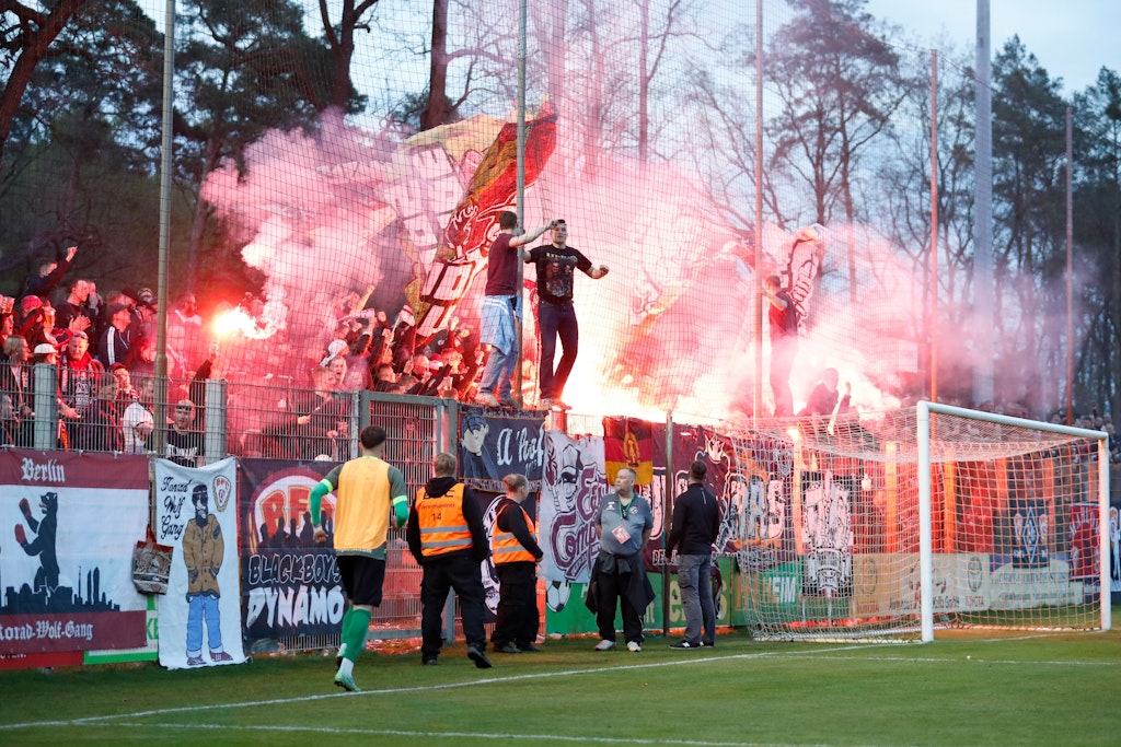 Das Feuer der Leidenschaft brannte im BFC-Block leuchtender als auf dem Rasen beim 1:1 in Fürstenwalde.