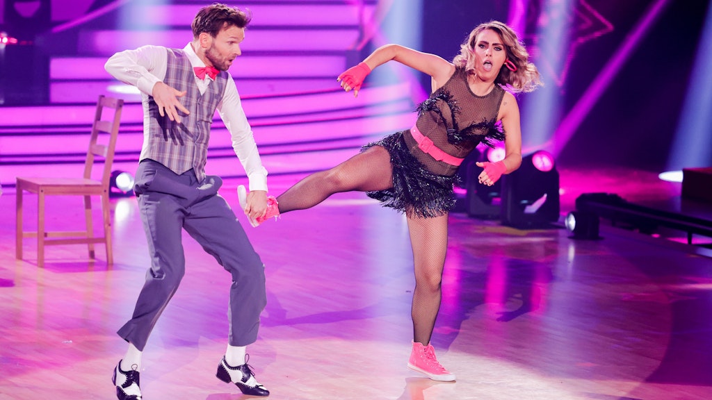 Sarah Mangione tanzt bei „Let’s Dance“ zusammen mit Vadim Garbuzov.