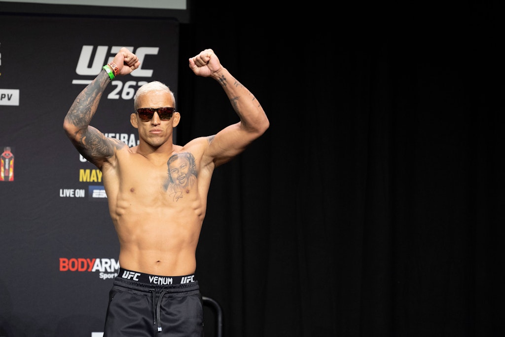 Charles Oliveira will seinen MMA-Titel verteidigen.