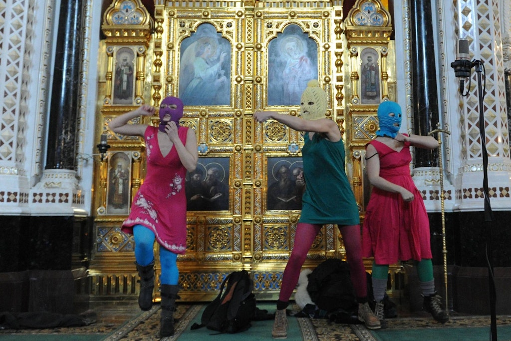 Der Auftritt vom Pussy Riot in der Moskauer Christ-Erlöser-Kathedrale 2012 dauerte 41 Sekunden, machte in Russland aber Riesen-Skandal.