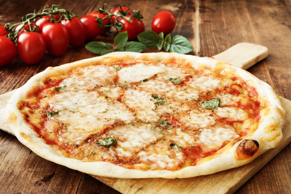 Der beste Pizzateig der Welt mit diesem genialen Rezept schmeckt er wie beim Italiener!
