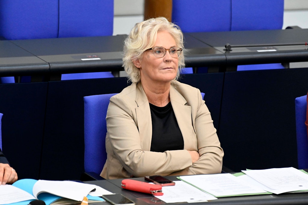 Angespannt: Verteidigungsministerin Christine Lambrecht (SPD)