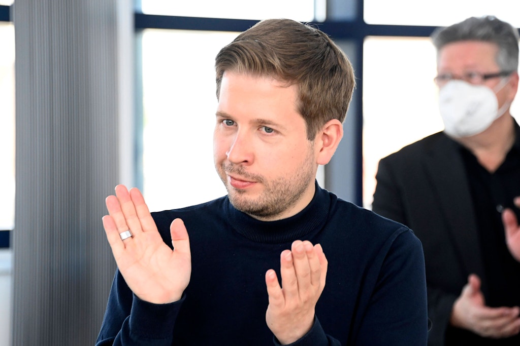 Kevin Kühnert am Morgen nach der Wahlniederlage in NRW.