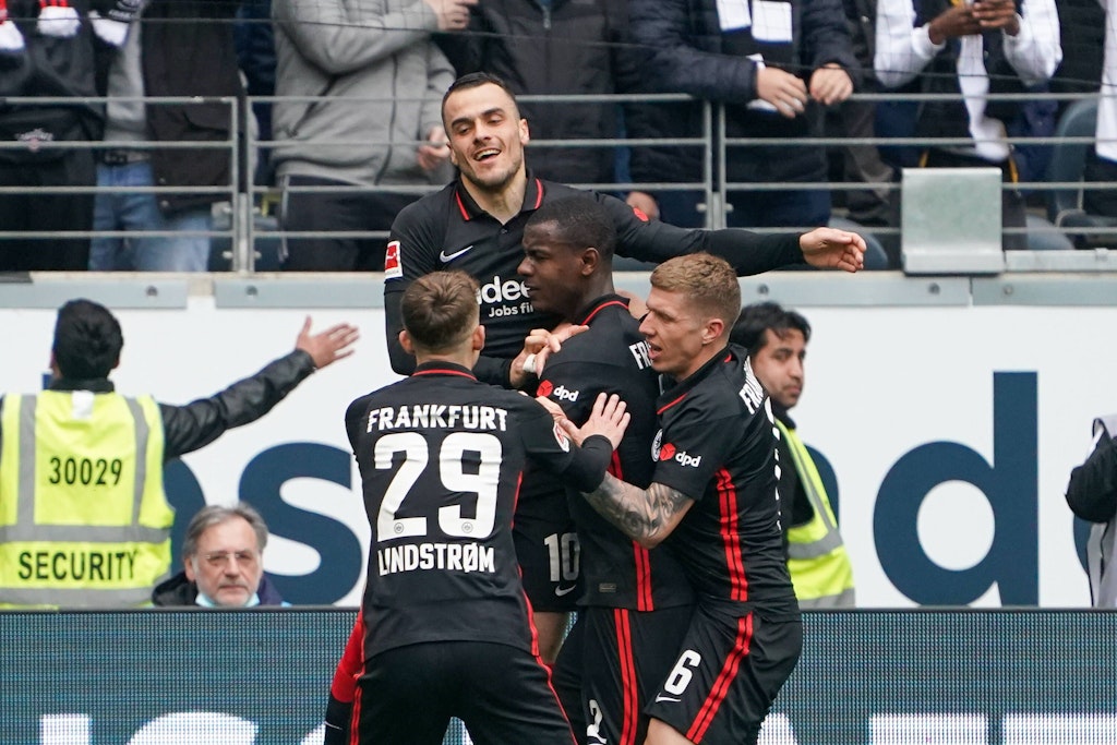 Evan Ndicka und Filip Kostic hatten diese Saison viel bei Eintracht Frankfurt mit ihren Kollegen zu jubeln. Ob das auch nächste Saison so ist, bleibt fraglich.