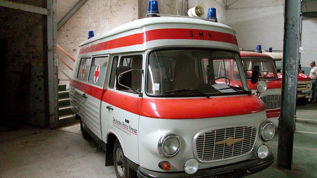 Rettungswagen vom Typ Barkas B 1000 – Einsatzfahrzeug der Schnellen Medizinischen Hilfe (SMH) des DRK der DDR.