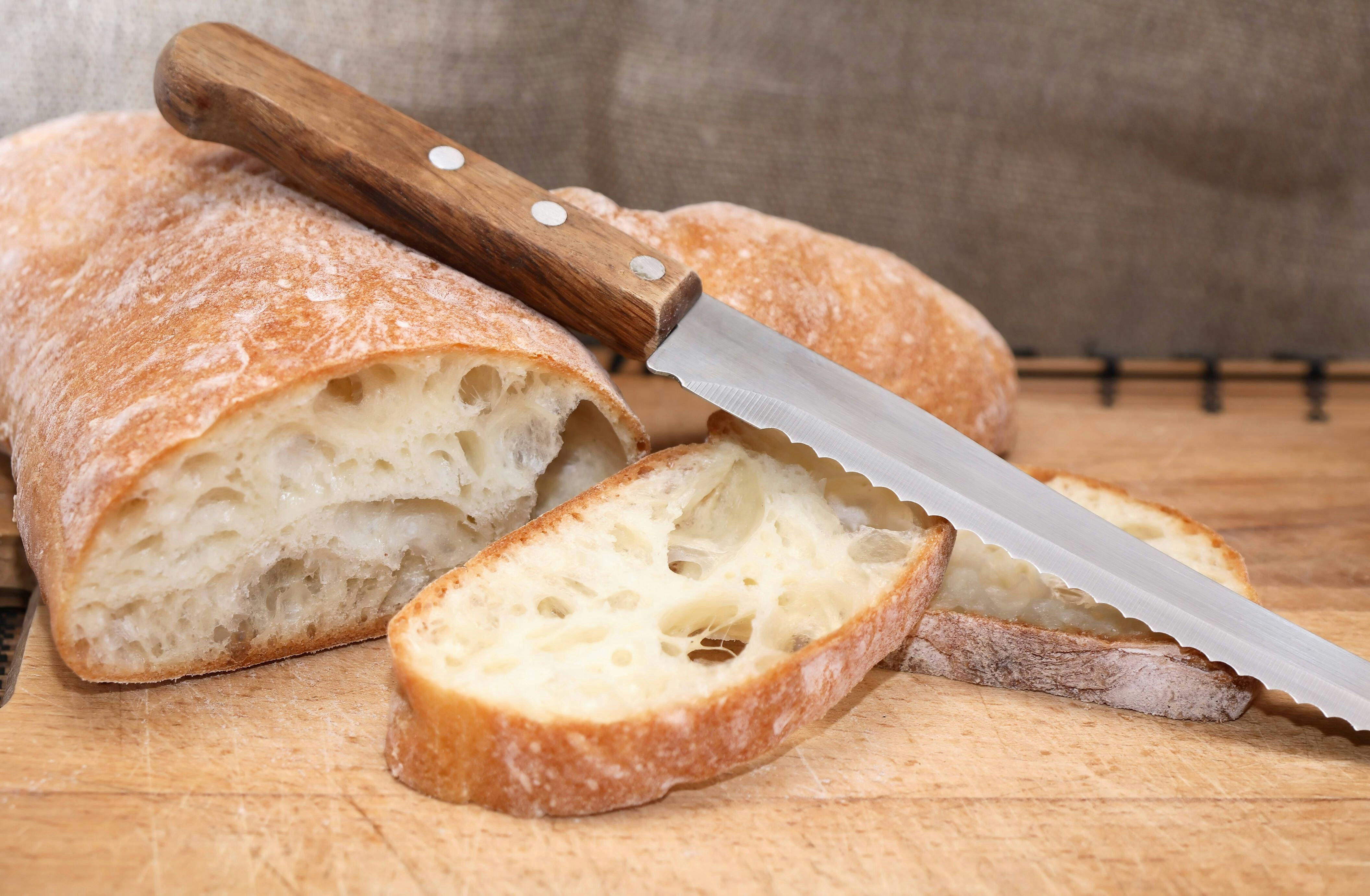 Das perfekte Brot fürs Grillen: Rezept für Ciabatta, das italienische ...