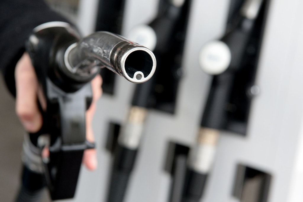 Die extrem gestiegenen Spritpreise werden von Juni bis August durch eine Senkung der Energiesteuer gedrückt.