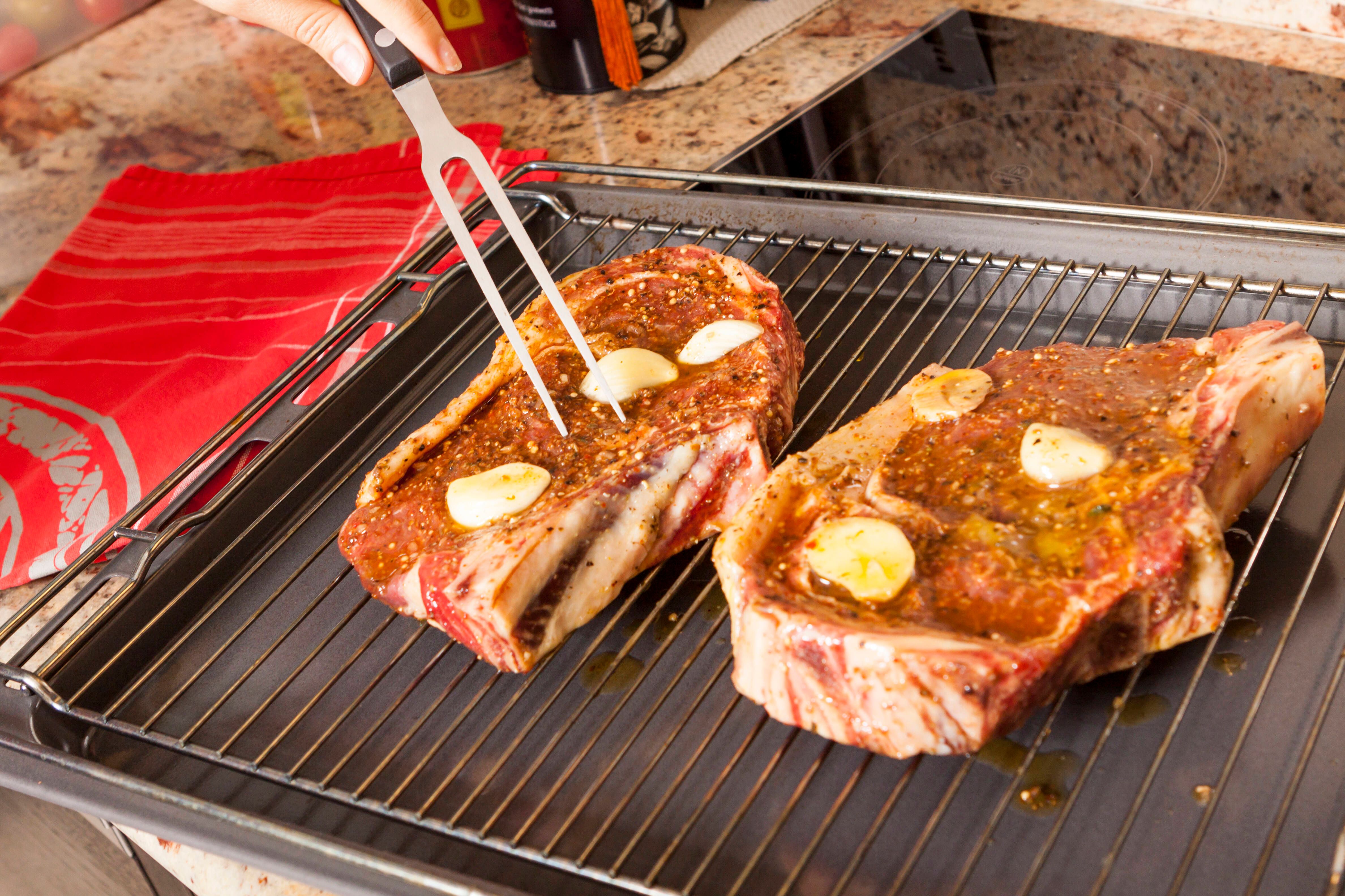 Mit Würze Auf Den Grill! Fleisch Und Fisch Richtig Marinieren – Die ...