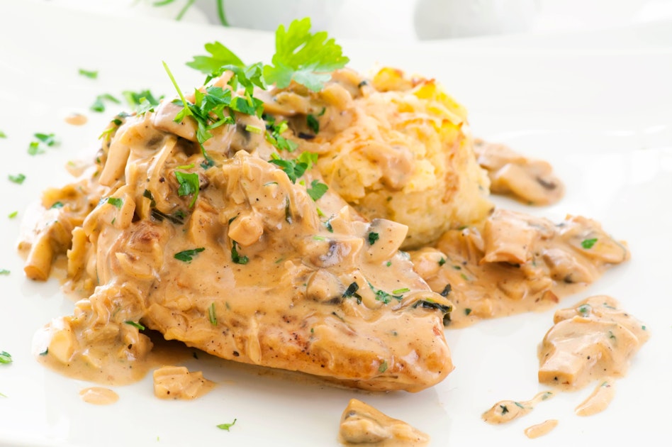 Schnelles Rezept für Putenschnitzel aus dem Ofen, lecker überbacken mit