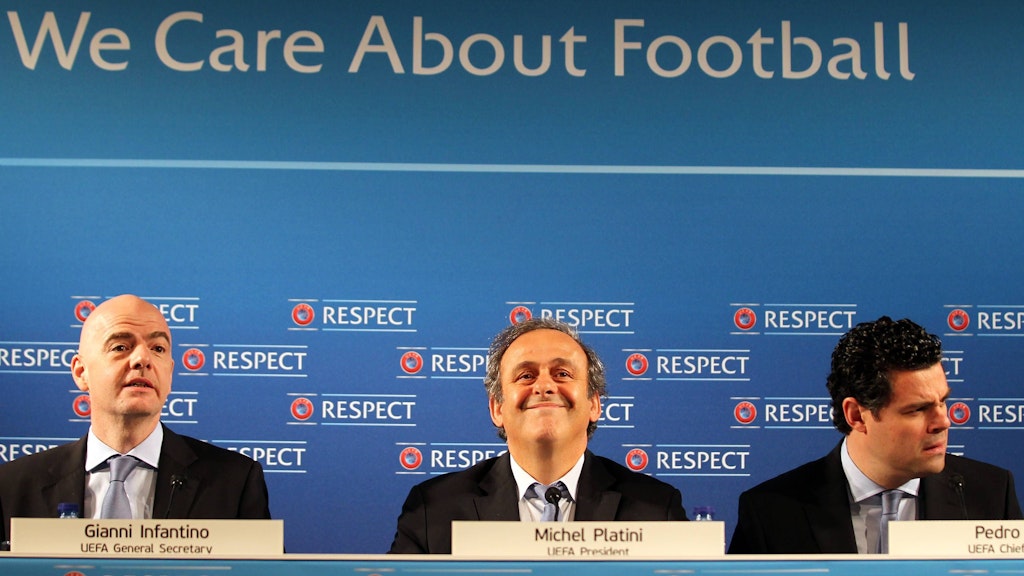 „We Care About Football“: Das glaubt dem aktuellen Fifa-Präsidenten Gianni Infantino und Ex-Uefa-Boss Michel Platini kaum jemand.
