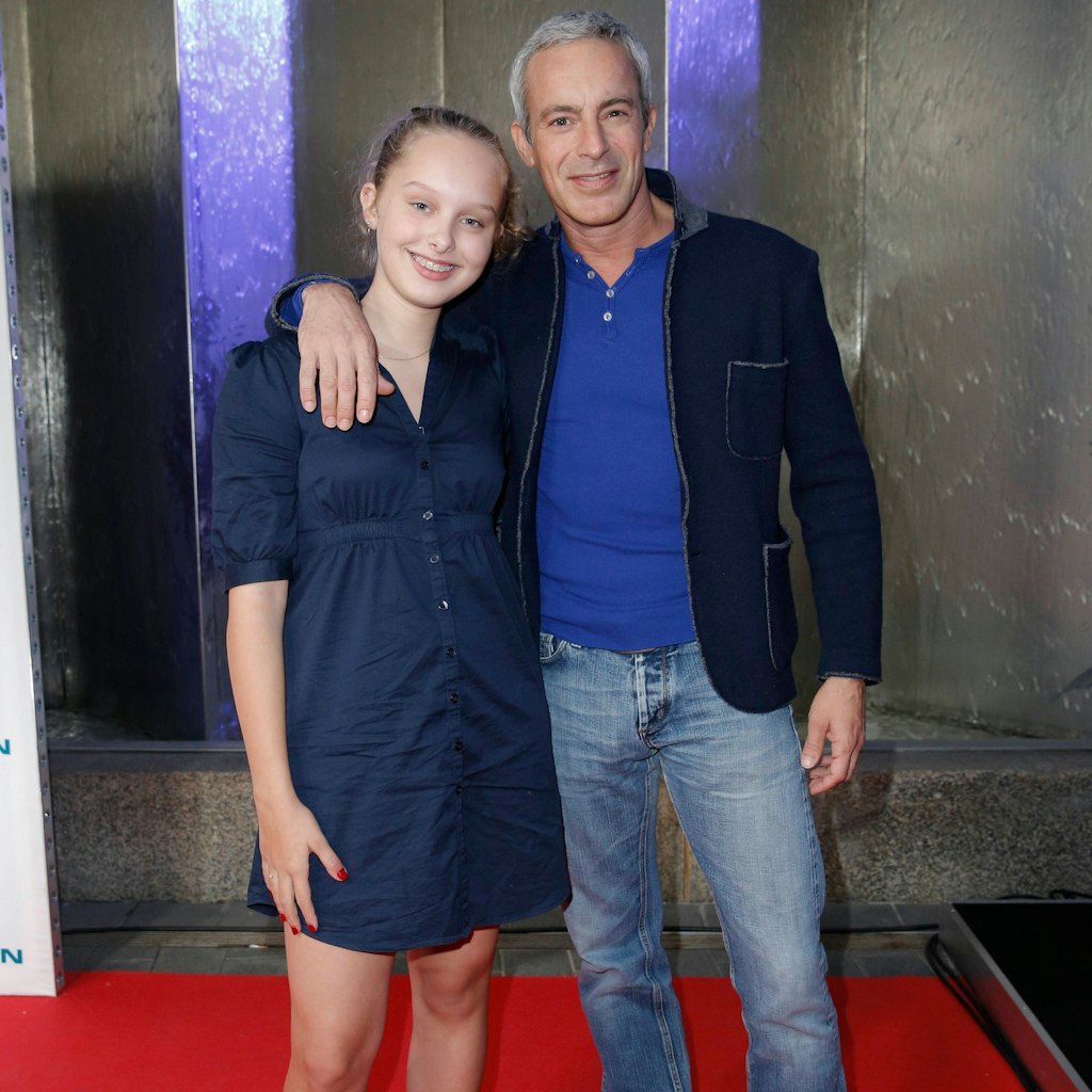 Gedeon Burkhard zusammen mit seiner Tochter Gioia Filomena bei einem gemeinsamen Auftritt 2018.