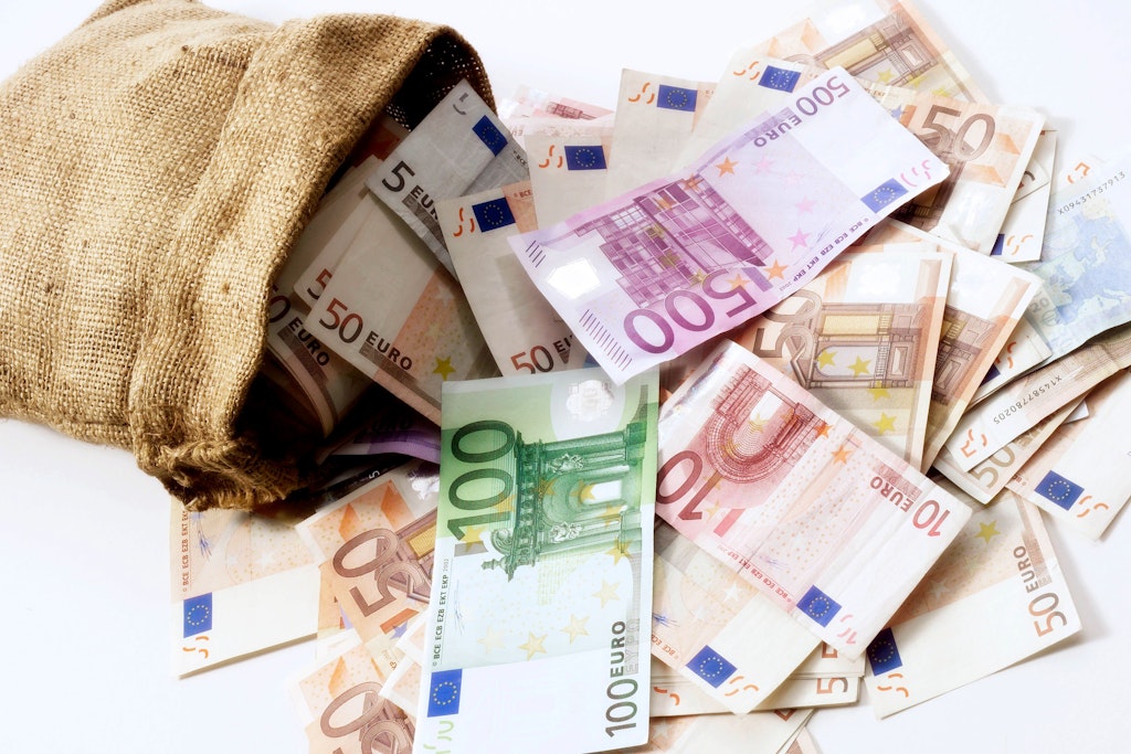 Immer mehr Superreiche besitzen immer mehr Geld.