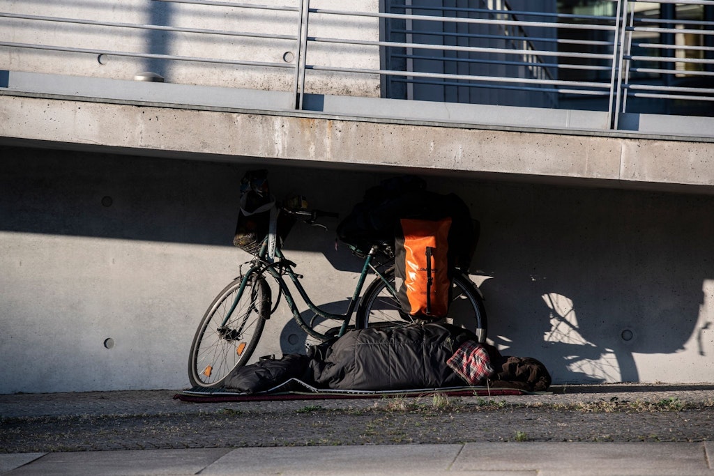 Viele können sich das teure Leben in Berlin nicht mehr leisten und müssen draußen schlafen.