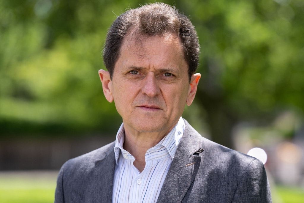 Klaus Stöhr, Mitglied des Sachverständigenausschusses der Bundesregierung, bezeichnet die steigenden Meldeinzidenzen als „irrelevant“.