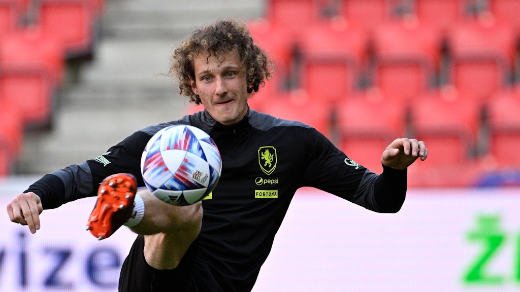Alex Kral steht noch bis 2024 bei Spartak Moskau unter Vertrag. Der Tscheche, vergangene Saison an West Ham United verliehen, soll bei Hertha BSC im Gespräch sein.