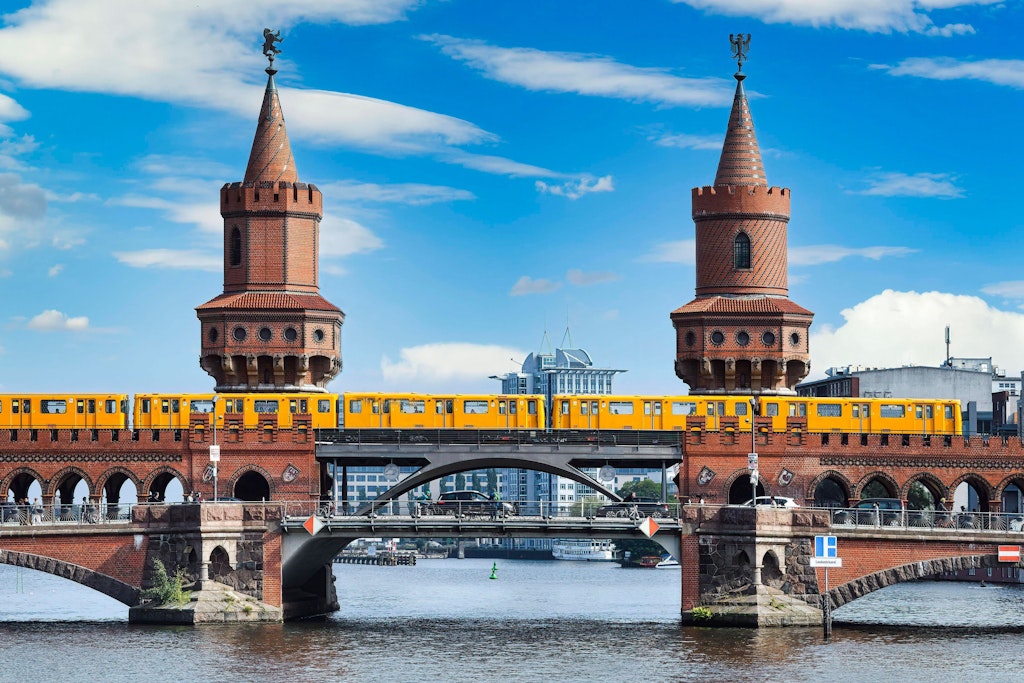 <strong>ORIGINAL.</strong> Das schöne Foto der Oberbaumbrücke haben wir etwas verfälscht. Hier ist alles in Ordnung...