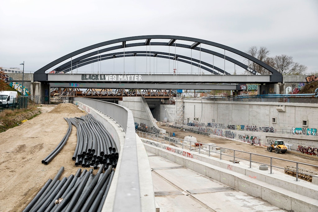 Am 16. Bauabschnitt der A 100 wird noch gewerkelt, der 17. soll nicht mehr gebaut werden, will die SPD.