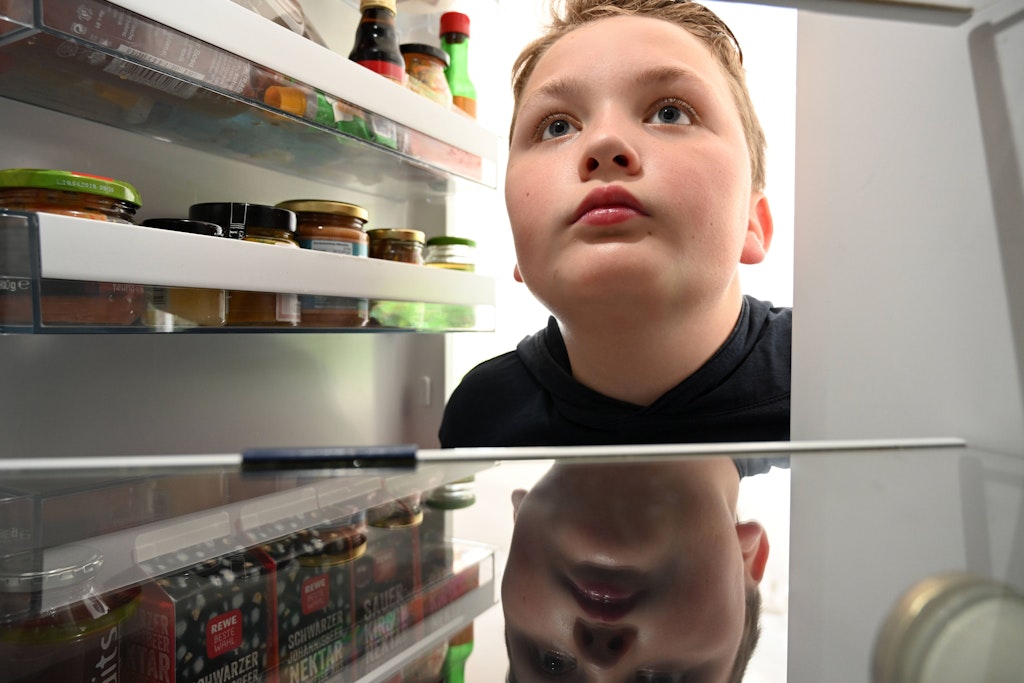 Nicht umsonst scheint der Kühlschrank der beste Aufbewahrungsort für alle Lebensmittel zu sein. Dabei gibt es einige Sachen, da kommt die Kälte gar nicht gut an.