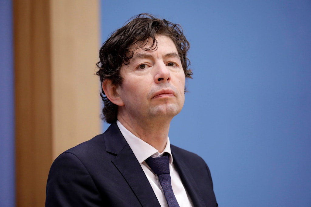 Von Christian Drosten als Privatmensch ist wenig bekannt, deshalb gibt es von ihm fast nur Bilder, die ihn als Virologen oder Politikberater zeigen.