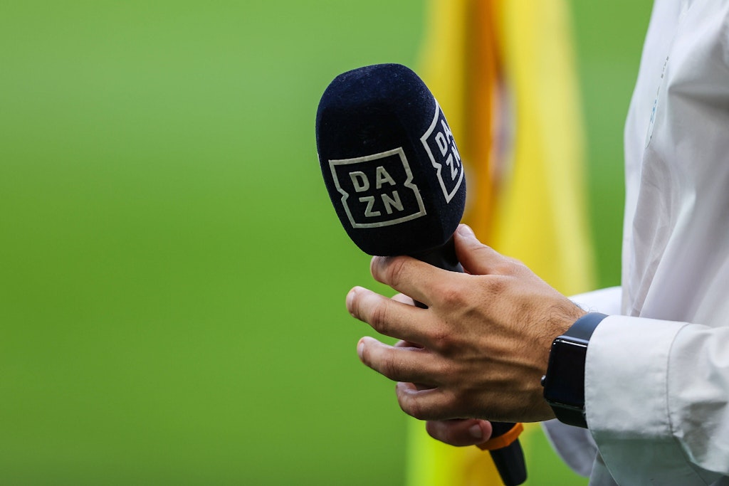Kriegen den Hals nicht voll genug: Der Streamingdienst DAZN verdoppelt jetzt seine Preise.