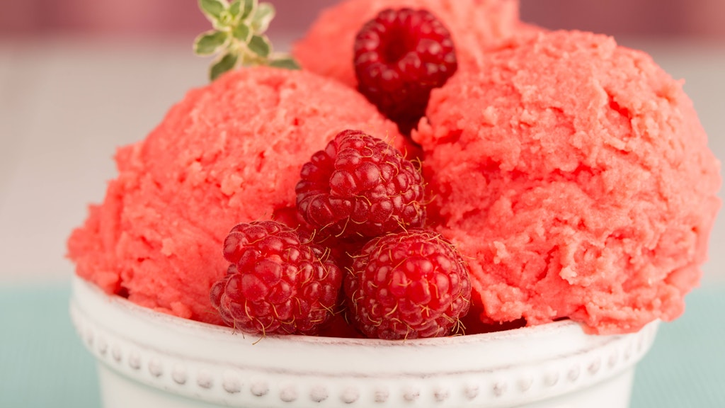 Frische und fruchtige Sorbets liegen bei den Eissorten im Trend.