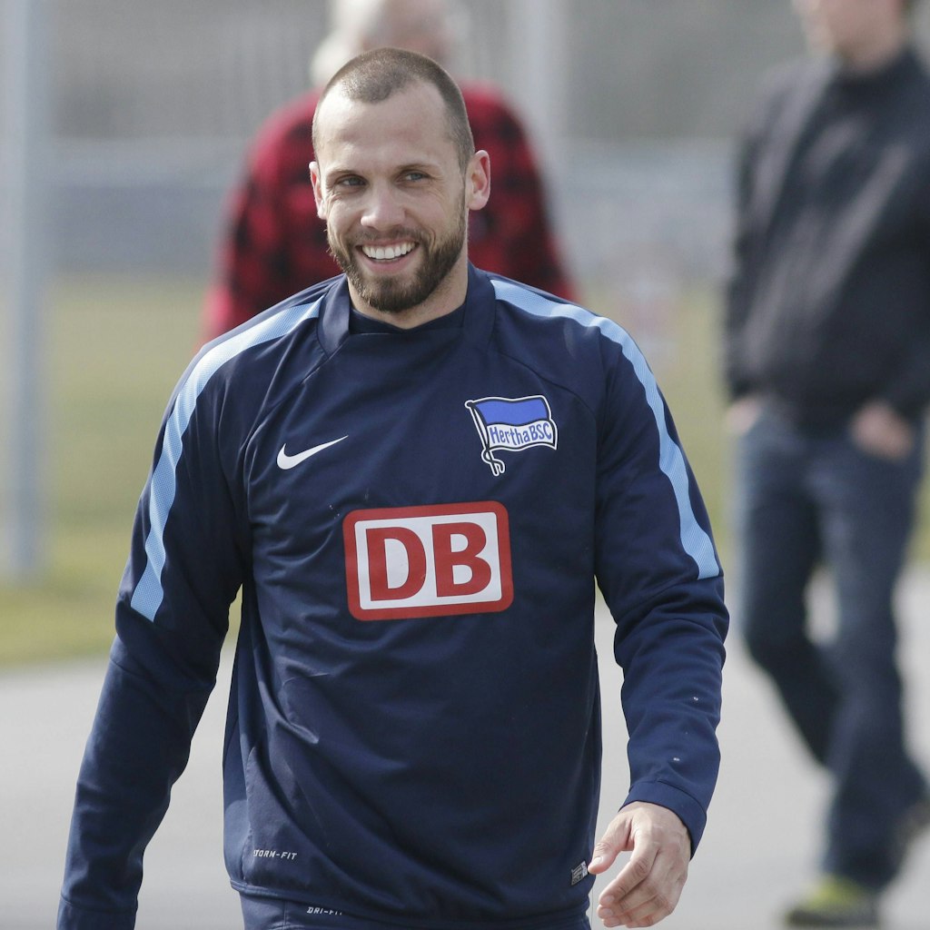 John Heitinga hatte in Herthas Saison 2014/15 nicht viel zu lachen.