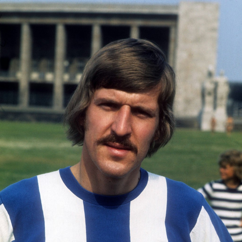 Stef Walbeek posierte 1975 vor dem Olympiastadion.