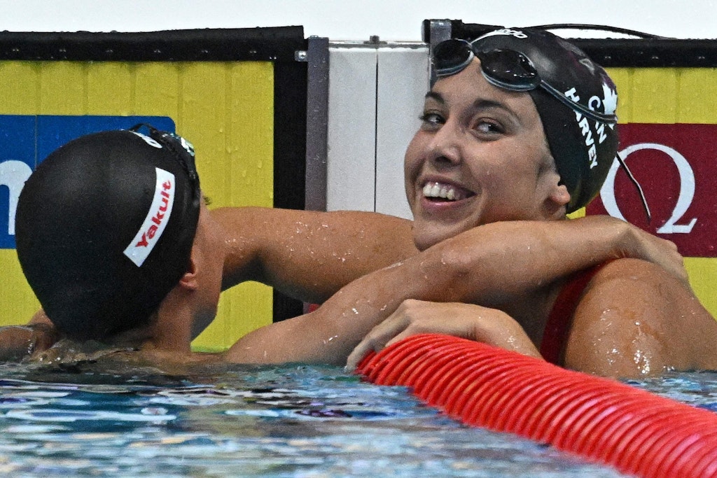 Schwimmerin Mary-Sophie Harvey (r.) aus Kanada konnte sich nur im Schwimmbecken freuen. Eine Party bei der WM in Budapest wurde für sie zur Hölle.
