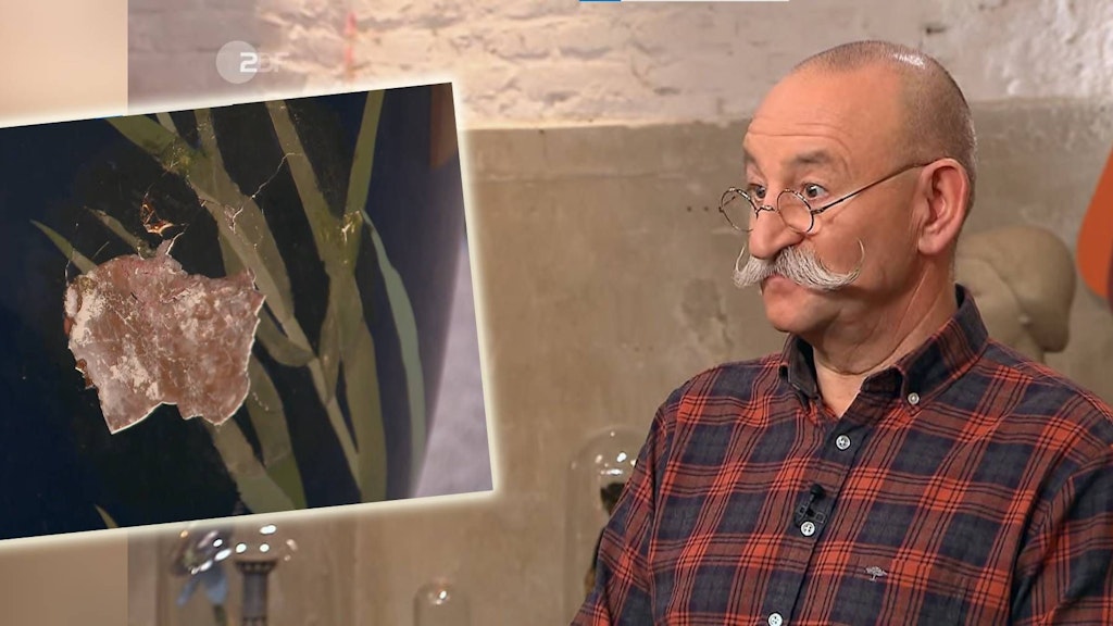 Eine schicke Vase, leider ist sie nicht in einwandfreiem Zustand.
