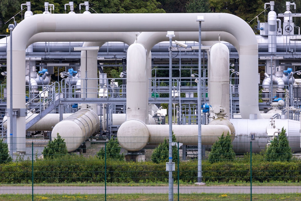 Lubmin: Rohrsysteme und Absperrvorrichtungen in der Gasempfangsstation der Ostseepipeline Nord Stream 1. Wann fließt hier wieder volle Pulle Gas?