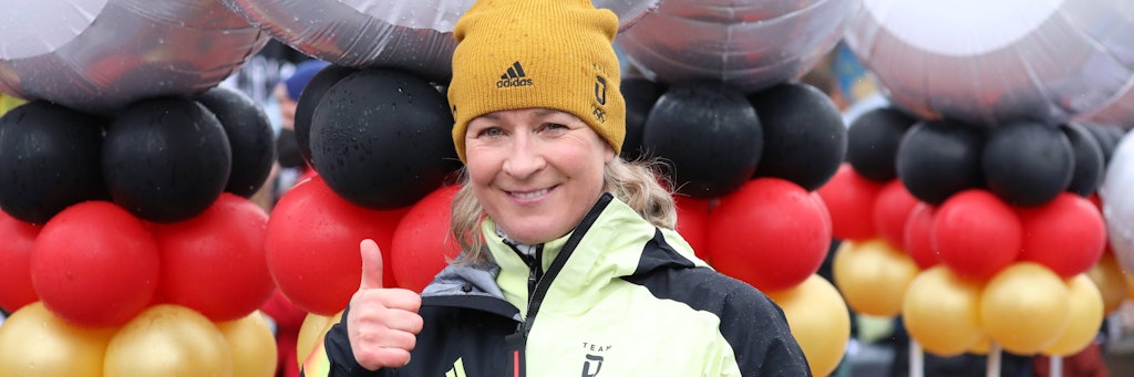 Hat mächtig Grund zur Freude: Das Bundesverfassungsgericht hob ein Doping-Urteil gegen die Eisschnellläuferin Claudia Pechstein (50) auf.