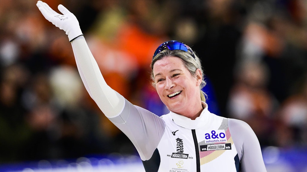 Berlins Claudia Pechstein (50) kann nun den Eisschnelllauf-Weltverband ISU weiter auf Schadensersatz in Millionenhöhe verklagen.