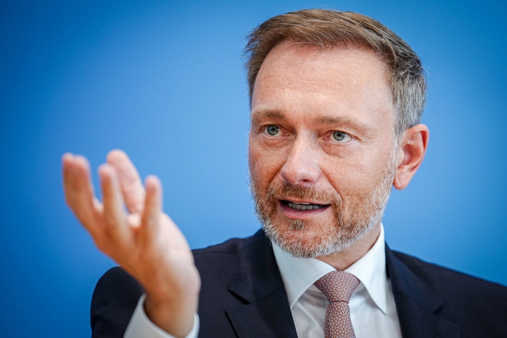 Finanzminister Christian Lindner (FDP) will keine Verlängerung des 9-Euro-Tickets.