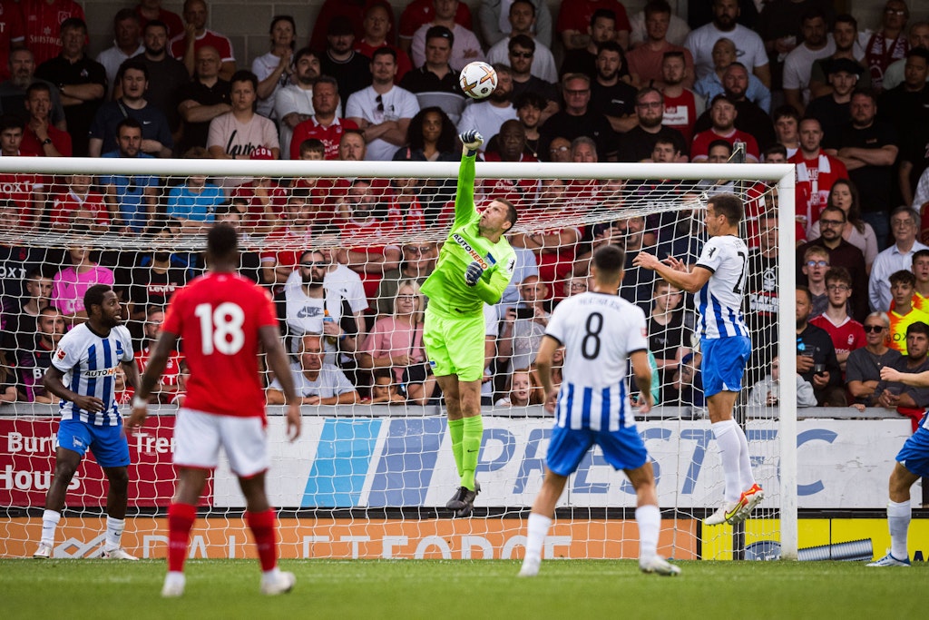 Rune Jarstein von Hertha BSC spielte beim 1:3-Test gegen Nottingham Forest zum ersten Mal wieder über 90 Minuten.
