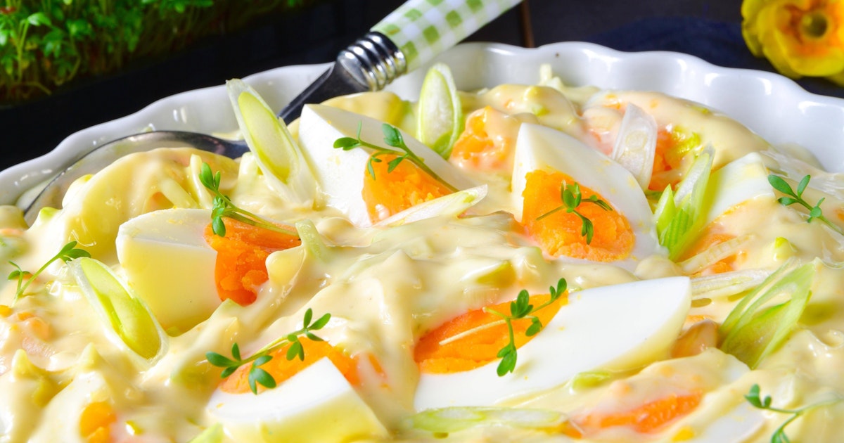 Kartoffelsalat mit buntem Gemüse