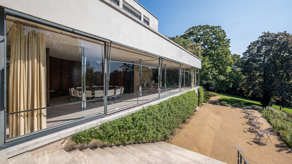 Die wieder 2010 bis 2012 wieder hergerichtete Villa Tugendhat im tschechischen Brünn. Das Werk Mies van der Rohes war 1928-1930 für das Unternehmer-Paar Fritz und Greta Tugendhat errichtet worden und ist heute Bestandteil der UNESCO-Welterbeliste.